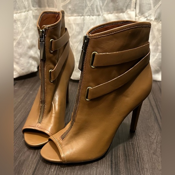 Vince Camuto Open Toed High Heel Bootie - Picture 3 of 9